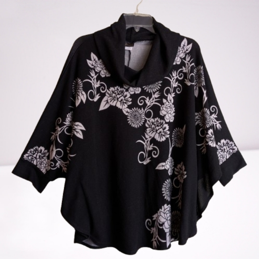 Vintage Floral Black & White Sweater Poncho Size Large
